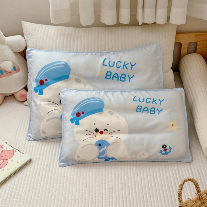 91家纺网 家纺一手货源 找家纺 萌宝家纺 2026春夏纯棉双层纱儿童枕套A类宝宝纱布枕头枕芯（萌宠系列） 小海豹