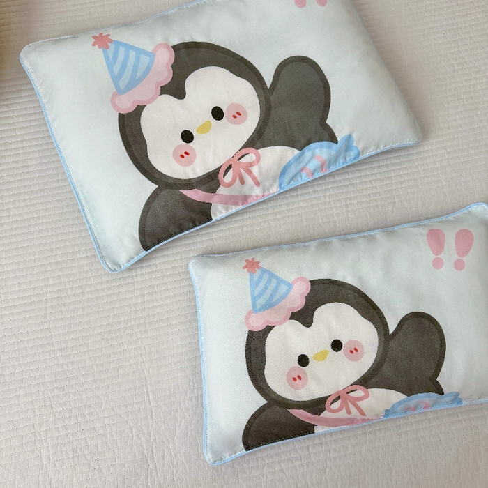 91家纺网 家纺一手货源 找家纺 萌宝家纺 2026春夏纯棉双层纱儿童枕套A类宝宝纱布枕头枕芯（萌宠系列） 小企鹅