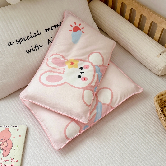 91家纺网 家纺一手货源 找家纺 萌宝家纺 2026春夏纯棉双层纱儿童枕套A类宝宝纱布枕头枕芯（萌宠系列） 小兔子