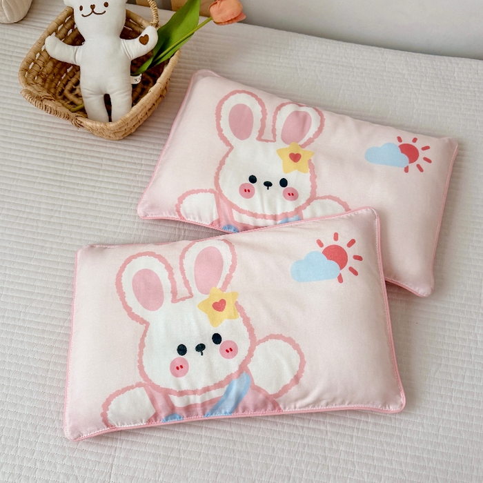 91家纺网 家纺一手货源 找家纺 萌宝家纺 2026春夏纯棉双层纱儿童枕套A类宝宝纱布枕头枕芯（萌宠系列） 小兔子