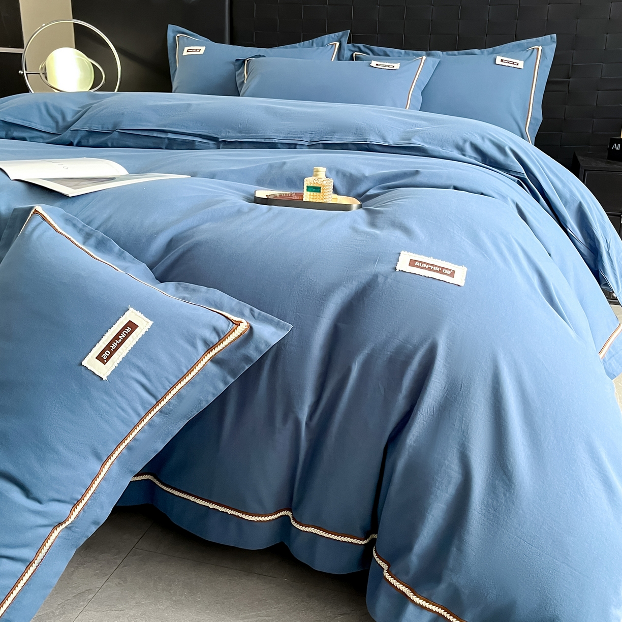 91家纺网 家纺一手货源 找家纺 佳汐蓝家纺 2026春夏新款高支高密全棉纯棉四件套-锦绫系列 锦绫-宾利蓝