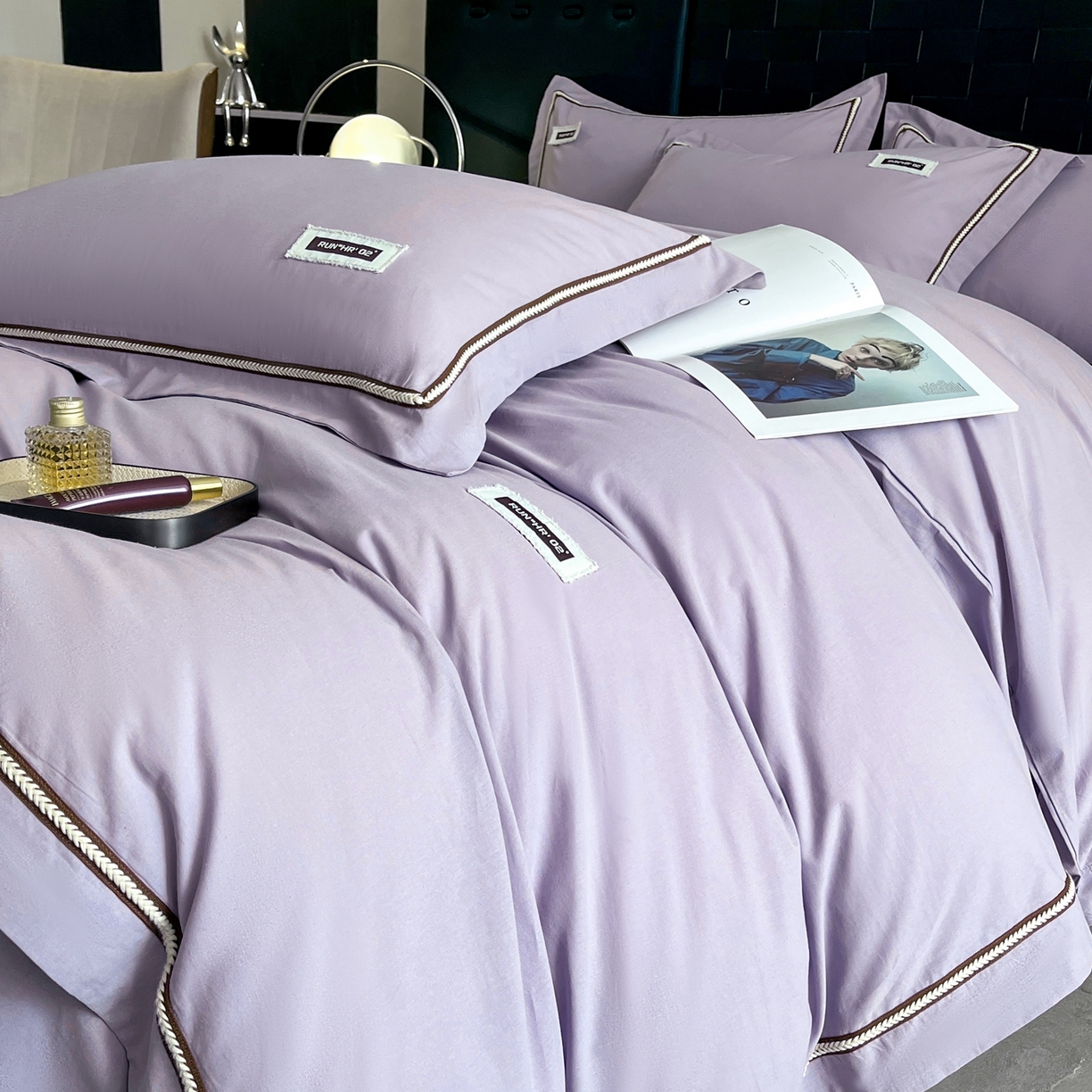 91家纺网 家纺一手货源 找家纺 佳汐蓝家纺 2026春夏新款高支高密全棉纯棉四件套-锦绫系列 锦绫-丁香紫