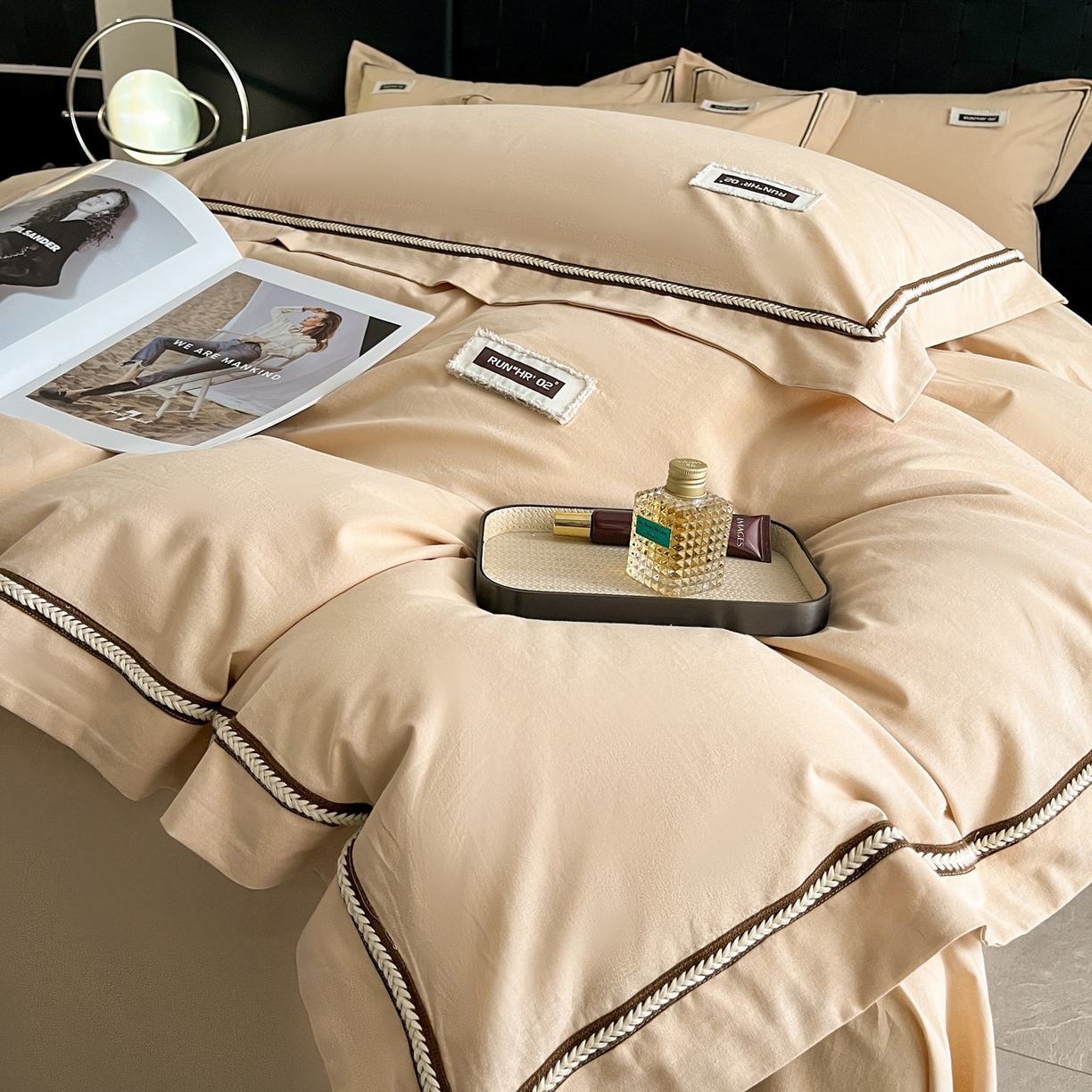 91家纺网 家纺一手货源 找家纺 佳汐蓝家纺 2026春夏新款高支高密全棉纯棉四件套-锦绫系列 锦绫-奶茶