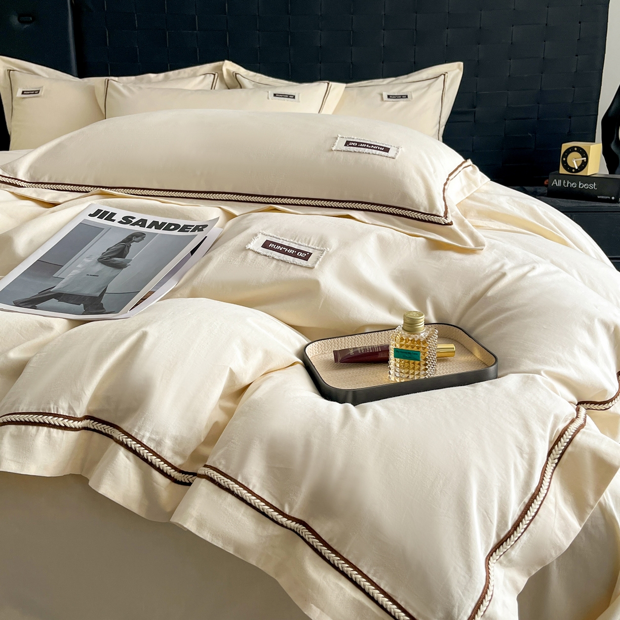 91家纺网 家纺一手货源 找家纺 佳汐蓝家纺 2026春夏新款高支高密全棉纯棉四件套-锦绫系列 锦绫-奶昔白