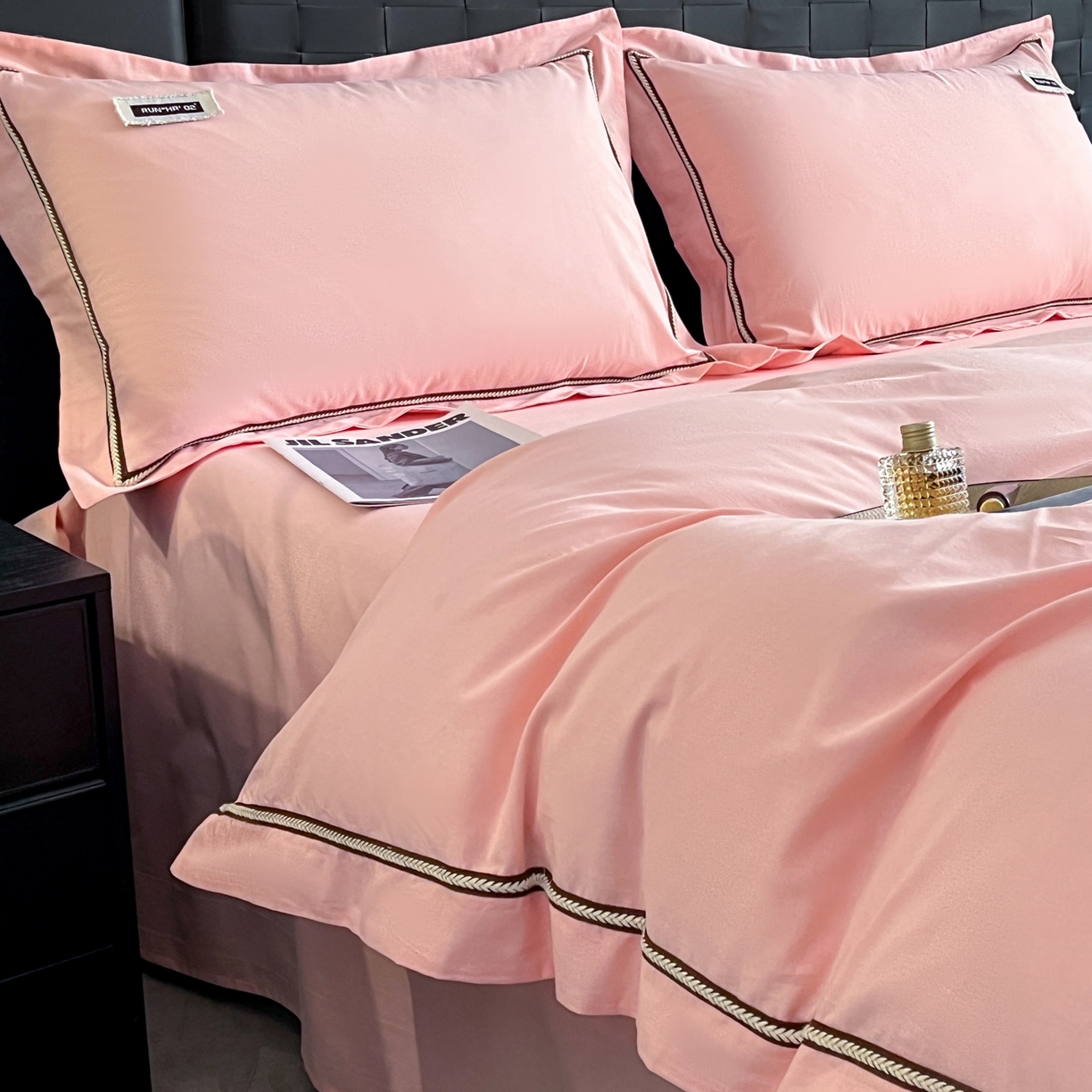 91家纺网 家纺一手货源 找家纺 佳汐蓝家纺 2026春夏新款高支高密全棉纯棉四件套-锦绫系列 锦绫-奶油粉