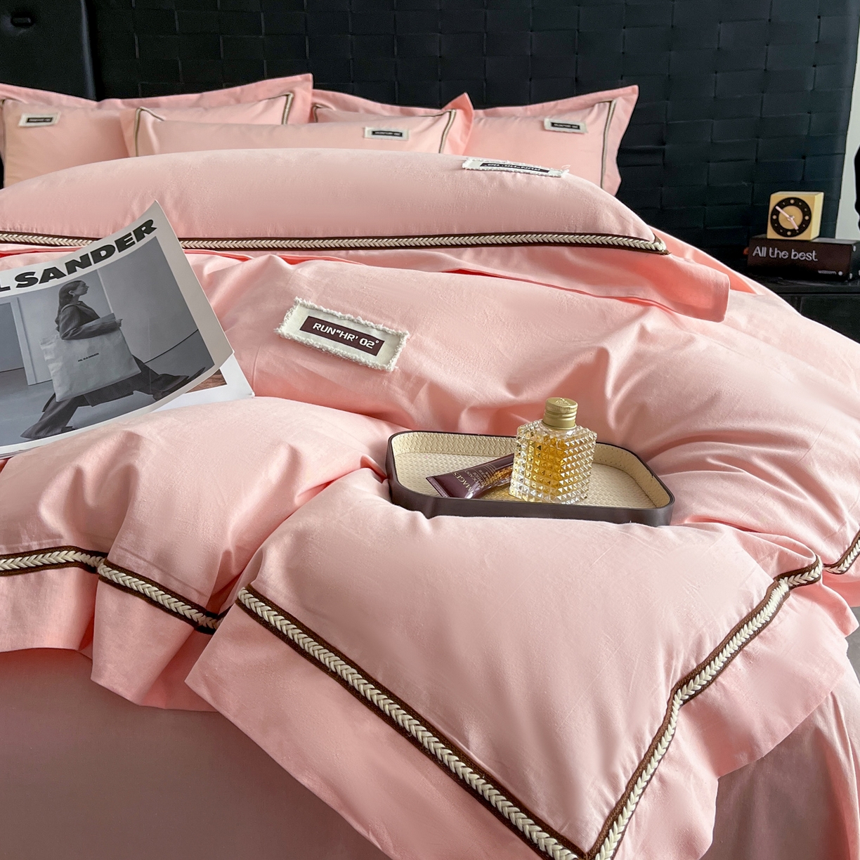 91家纺网 家纺一手货源 找家纺 佳汐蓝家纺 2026春夏新款高支高密全棉纯棉四件套-锦绫系列 锦绫-奶油粉