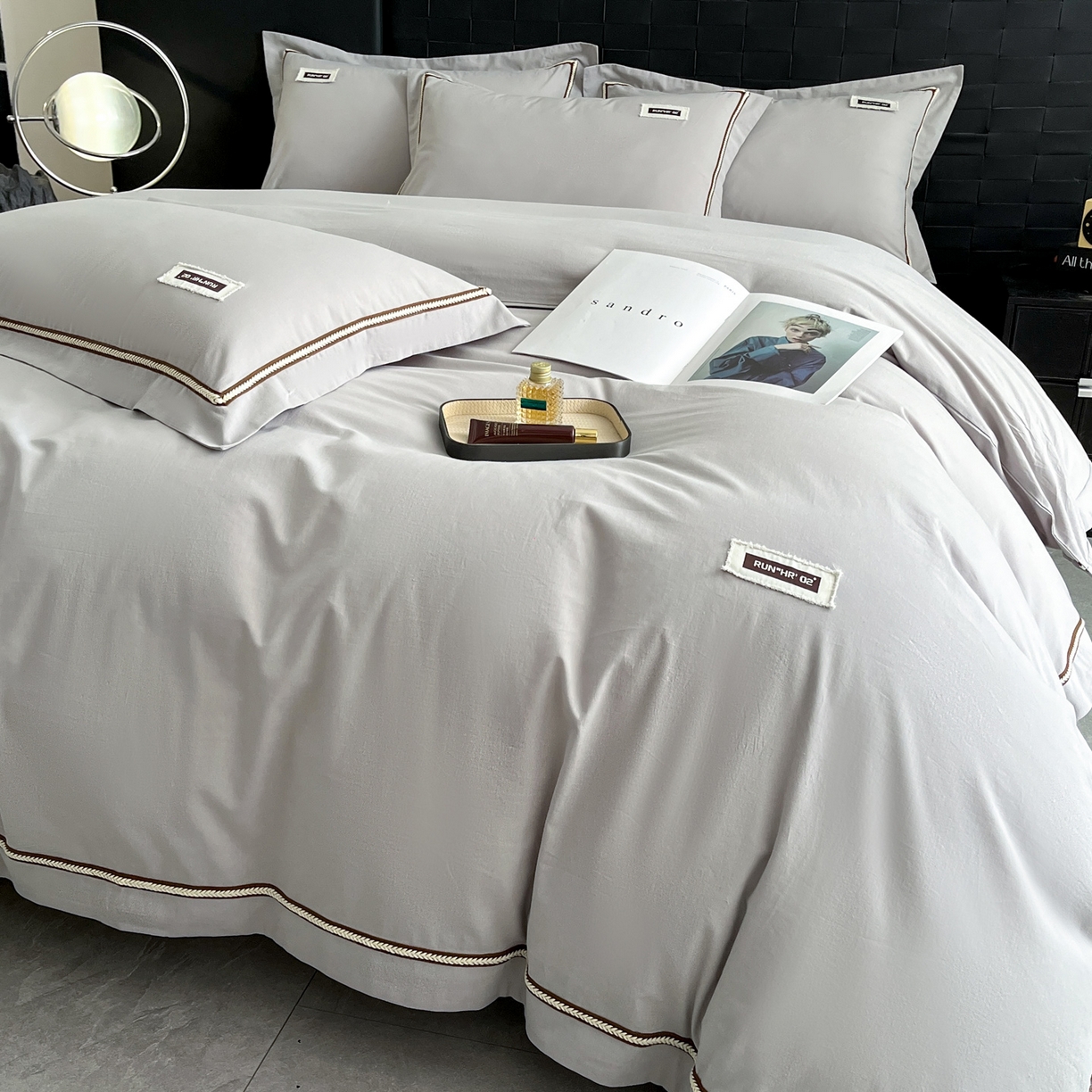 91家纺网 家纺一手货源 找家纺 佳汐蓝家纺 2026春夏新款高支高密全棉纯棉四件套-锦绫系列 锦绫-浅灰