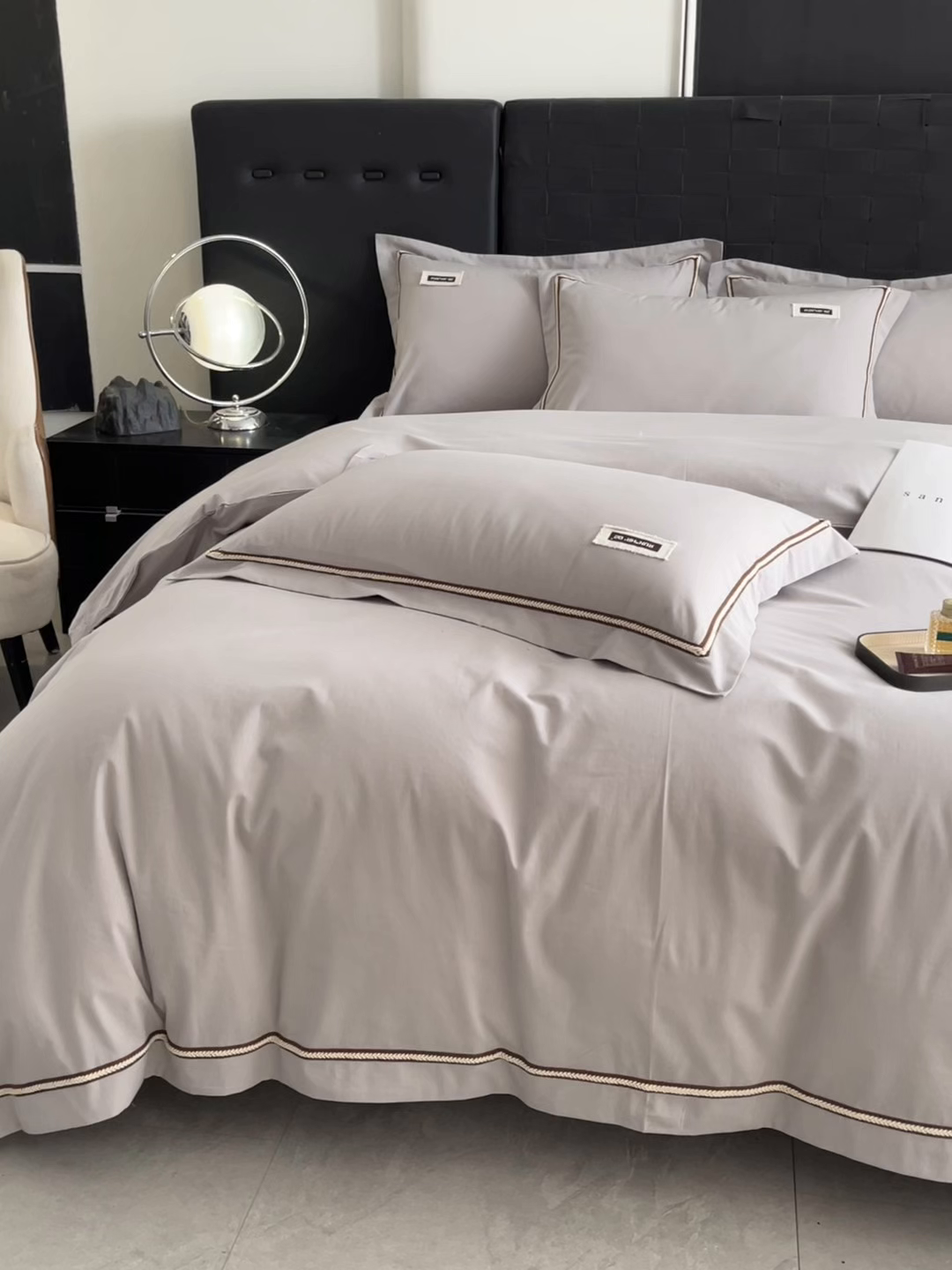 91家纺网 家纺一手货源 找家纺 佳汐蓝家纺 2026春夏新款高支高密全棉纯棉四件套-锦绫系列 锦绫-浅灰