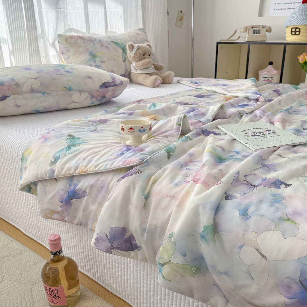 91家纺网 家纺一手货源 找家纺 默忆 2026新款凉感丝印花大豆纤维夏被空调被夏凉被 彩蝶漫舞