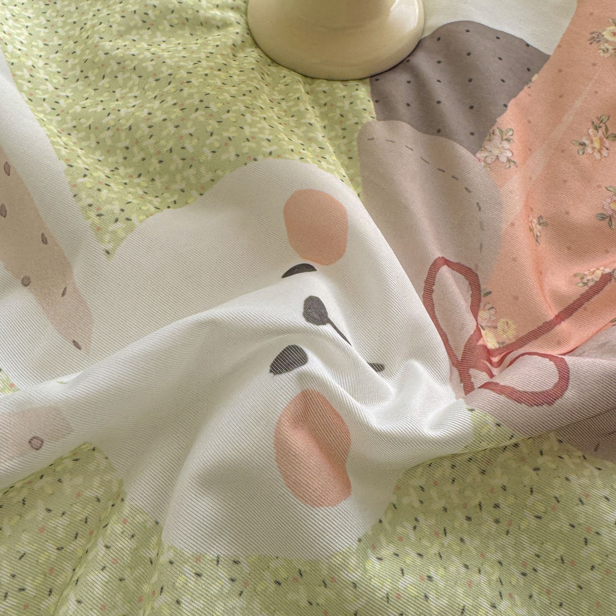 91家纺网 家纺一手货源 找家纺 默忆 2026新款凉感丝印花大豆纤维夏被空调被夏凉被 兔公主