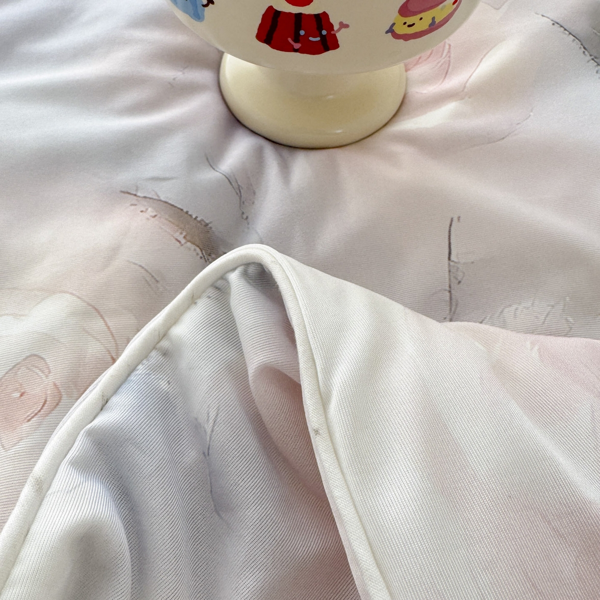 91家纺网 家纺一手货源 找家纺 默忆 2026新款凉感丝印花大豆纤维夏被空调被夏凉被 意境迷人