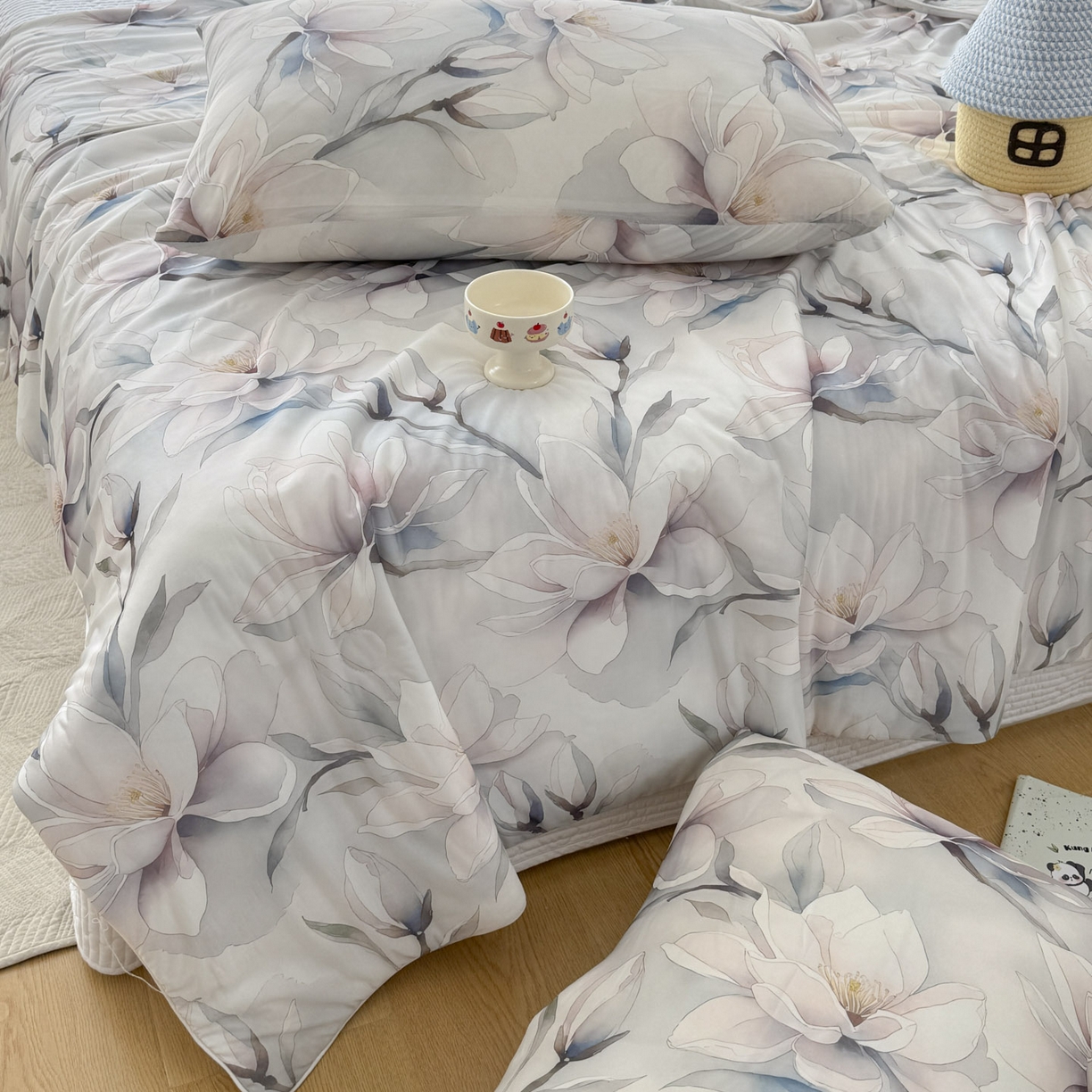 91家纺网 家纺一手货源 找家纺 默忆 2026新款凉感丝印花大豆纤维夏被空调被夏凉被 玉兰谷