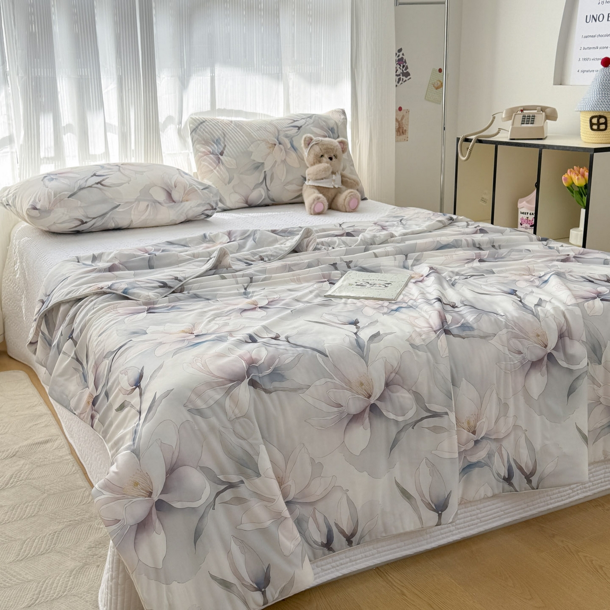 91家纺网 家纺一手货源 找家纺 默忆 2026新款凉感丝印花大豆纤维夏被空调被夏凉被 玉兰谷