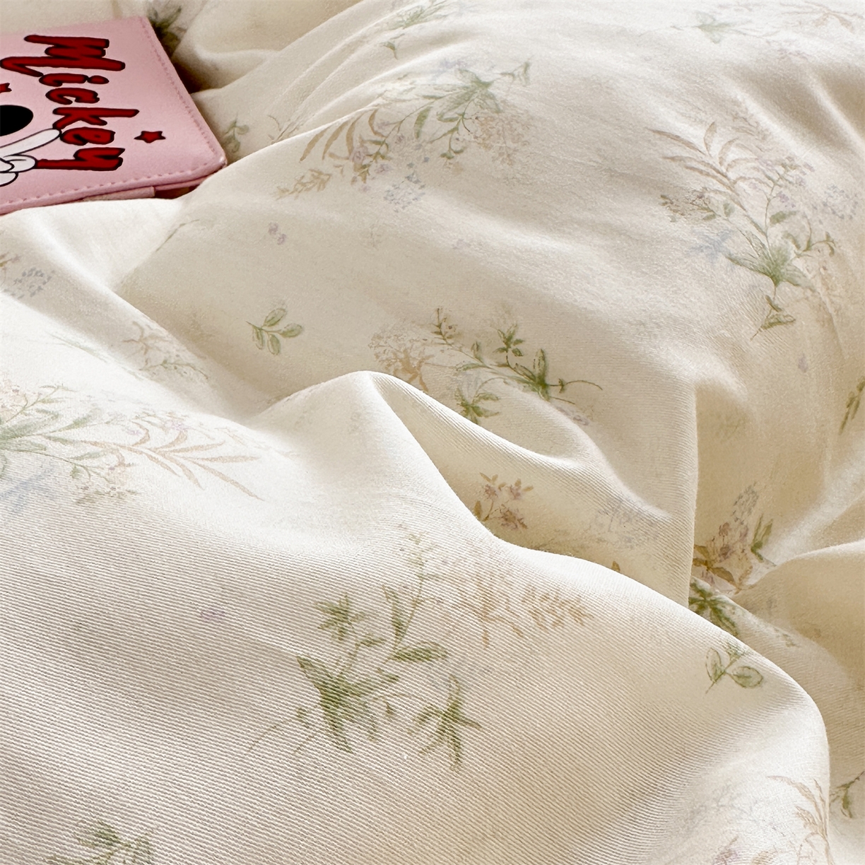 91家纺网 家纺一手货源 找家纺 忘忧草 2026新款全棉纯棉印花精致花边枕套单枕套 枕套单件 花仙子