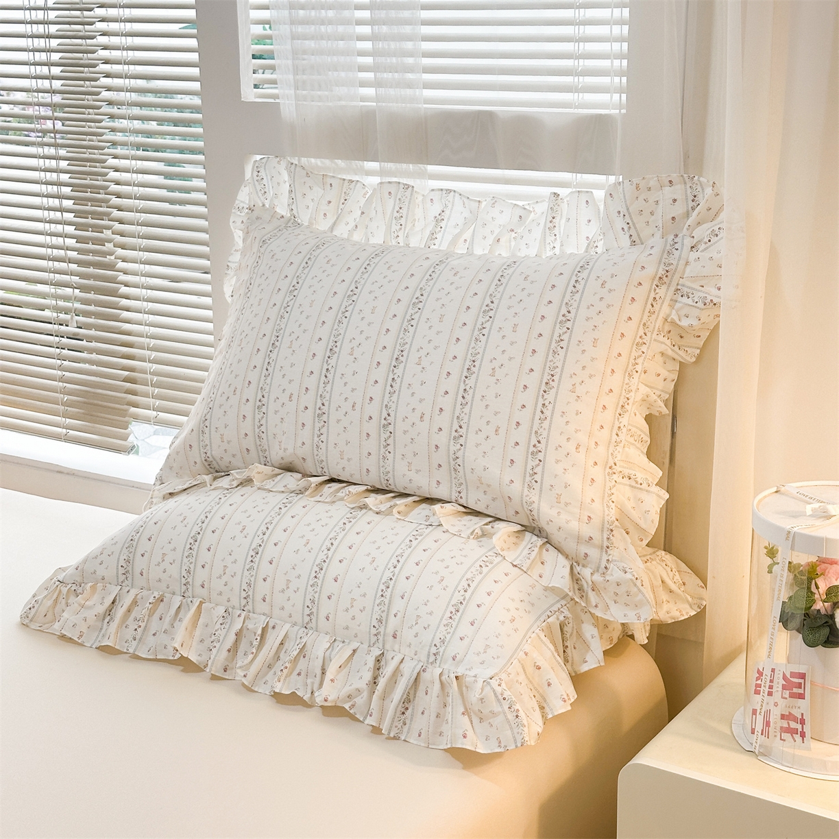 91家纺网 家纺一手货源 找家纺 忘忧草 2026新款全棉纯棉印花精致花边枕套单枕套 枕套单件 蔷薇花影