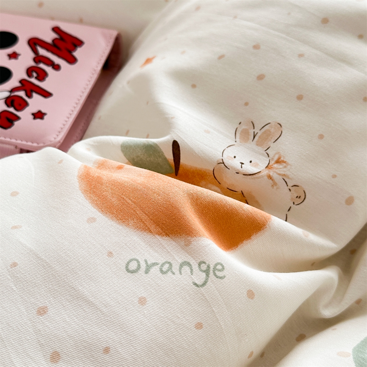 91家纺网 家纺一手货源 找家纺 忘忧草 2026新款全棉纯棉印花精致花边枕套单枕套 枕套单件 甜桔小兔