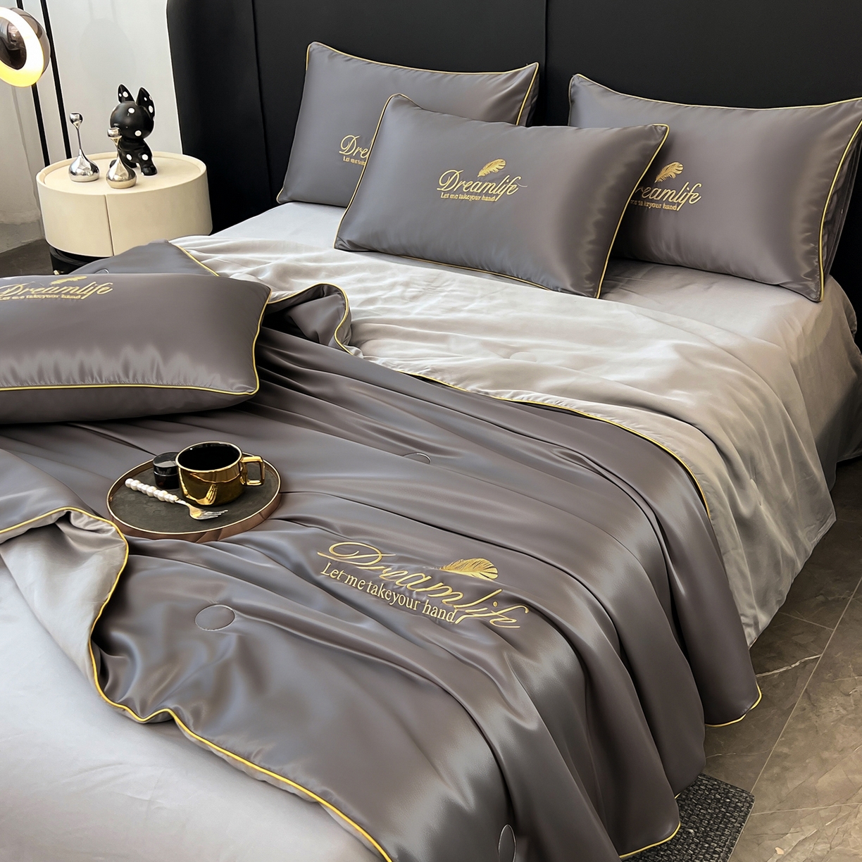 91家纺网 家纺一手货源 找家纺 鑫佰利 2026新款水洗冰丝刺绣夏被夏凉被空调被 苍穹灰拼星灰