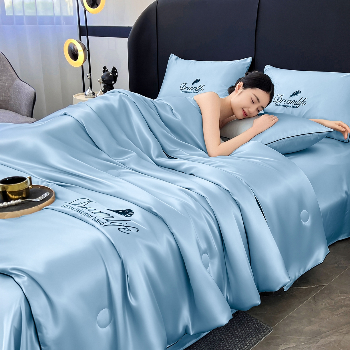 91家纺网 家纺一手货源 找家纺 鑫佰利 2026新款水洗冰丝刺绣夏被夏凉被空调被 天蓝