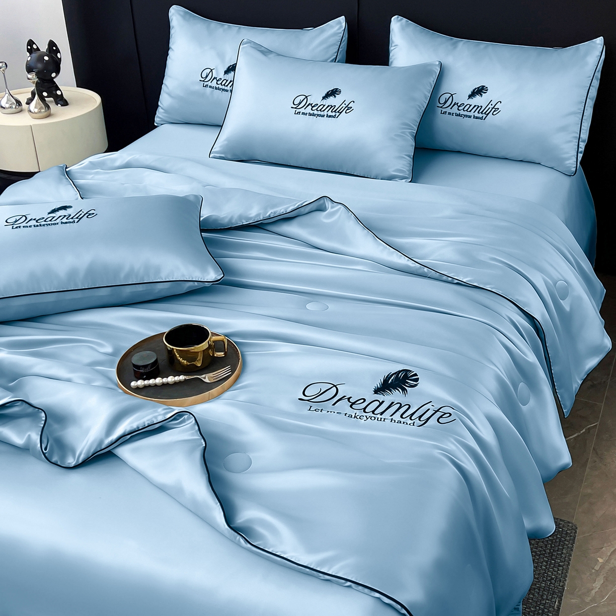 91家纺网 家纺一手货源 找家纺 鑫佰利 2026新款水洗冰丝刺绣夏被夏凉被空调被 天蓝