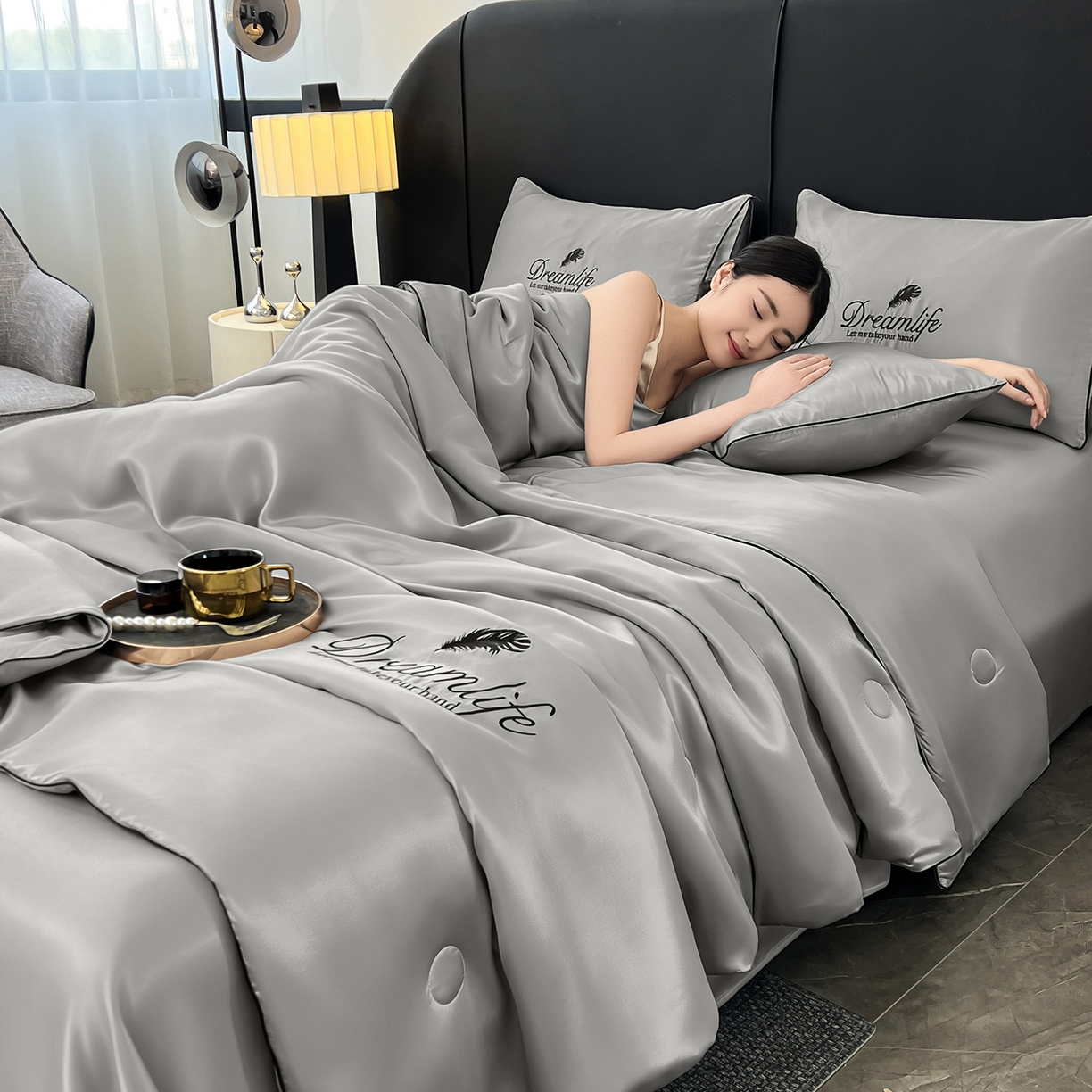 91家纺网 家纺一手货源 找家纺 鑫佰利 2026新款水洗冰丝刺绣夏被夏凉被空调被 星灰