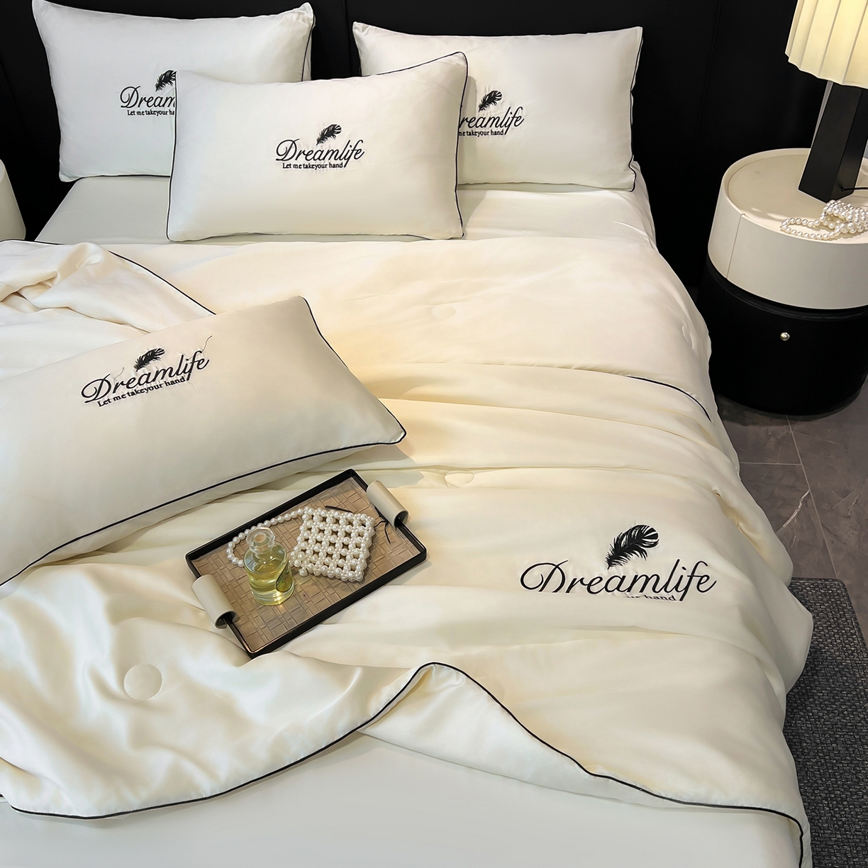 91家纺网 家纺一手货源 找家纺 鑫佰利 2026新款水洗冰丝刺绣夏被夏凉被空调被 米白