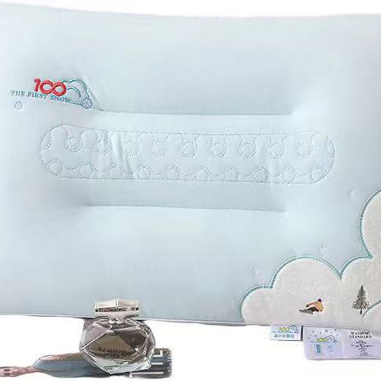 91家纺网 家纺一手货源 找家纺 云熙枕业 2026春夏新款初雪凉感丝护颈枕枕头枕芯 兰