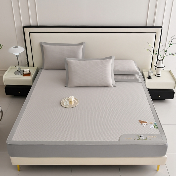 91家纺网 家纺一手货源 找家纺 （总）小牛席业 2026新款爱家熊猫冷感豆豆席系列（床笠款）凉席藤席冰藤席冰丝席竹席乳胶席凉感豆豆席