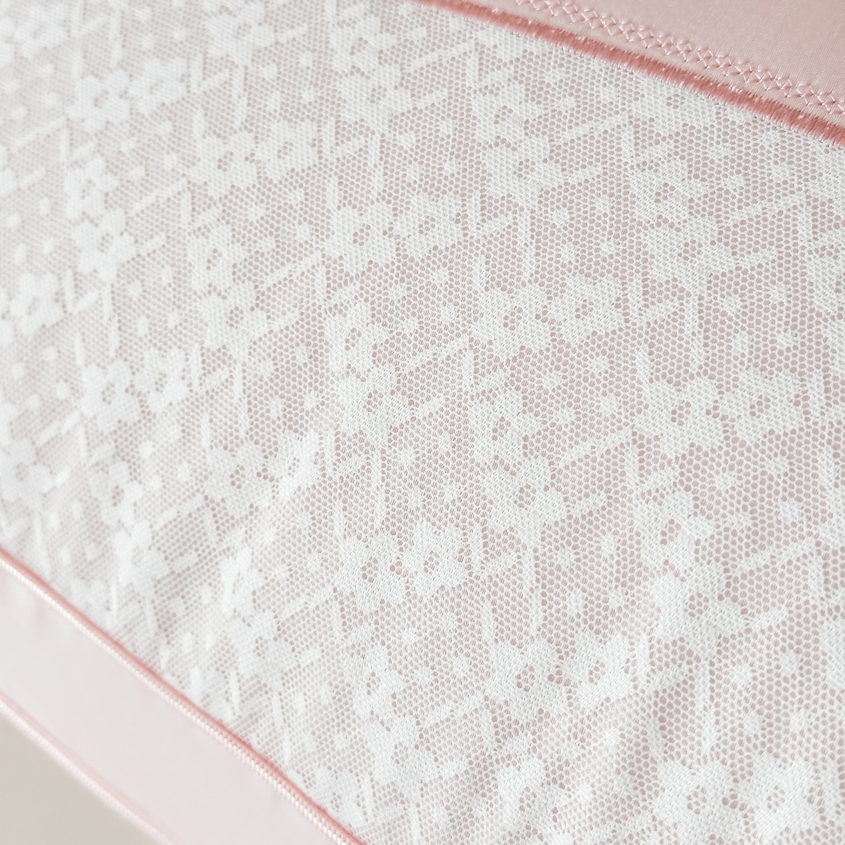 91家纺网 家纺一手货源 找家纺 （总）老地方家纺 2026新款莱赛尔天丝枕枕头枕芯