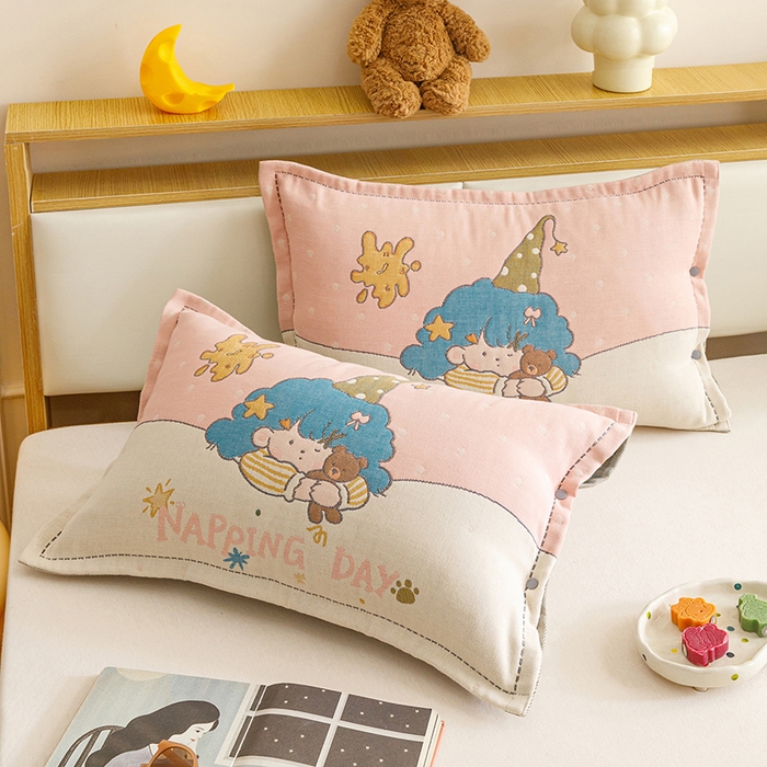 91家纺网 家纺一手货源 找家纺 悦然毛巾被 2026新款全棉纯棉纱布儿童四层纱单枕套枕套单件 云顶星梦