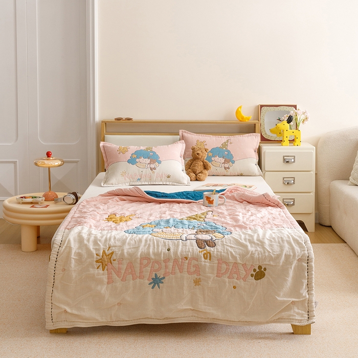 91家纺网 家纺一手货源 找家纺 悦然毛巾被 2026新款全棉纯棉纱布儿童四层纱单枕套枕套单件 云顶星梦