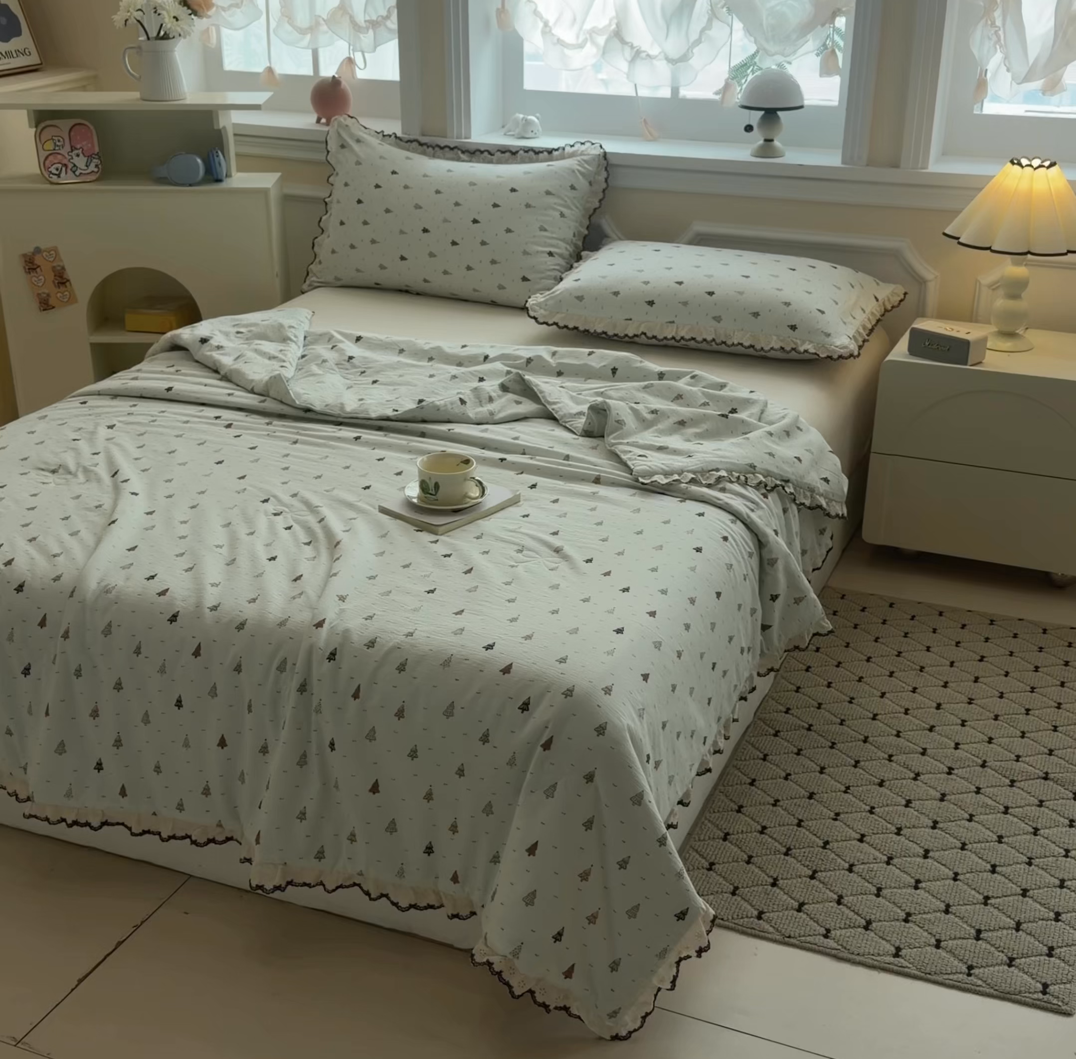 91家纺网 家纺一手货源 找家纺 名兮家居 2026春夏新款韩版花边款皱皱纱夏被夏凉被空调被 薄荷森林
