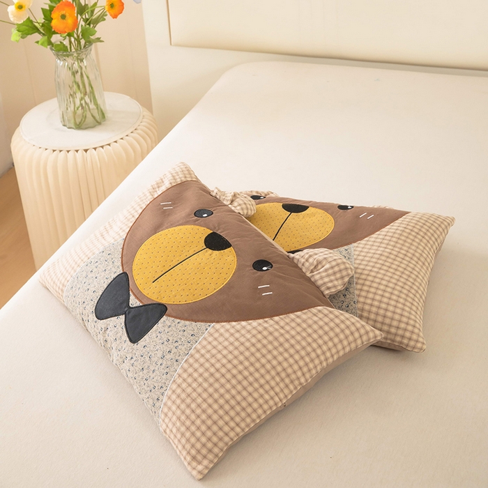 91家纺网 家纺一手货源 找家纺 梦莱家纺 2026新款水洗棉麻荞麦枕-绅士熊 枕头枕芯 绅士熊-卡其