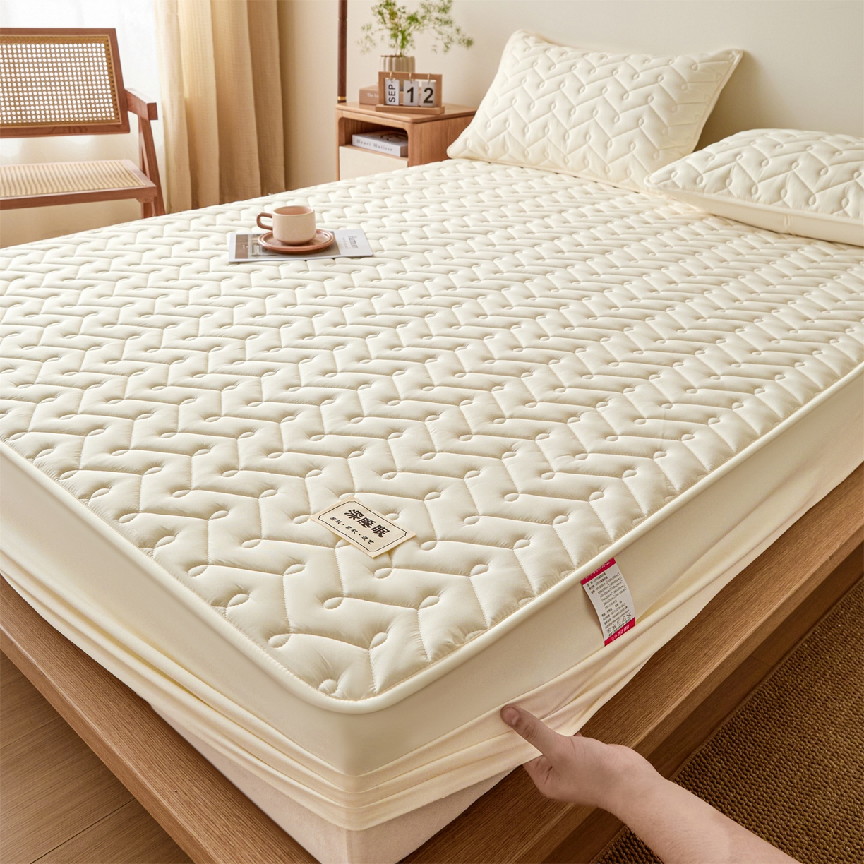 91家纺网 家纺一手货源 找家纺 九亭家纺 2026新款A类深睡眠防水夹棉床笠 深睡眠-米白