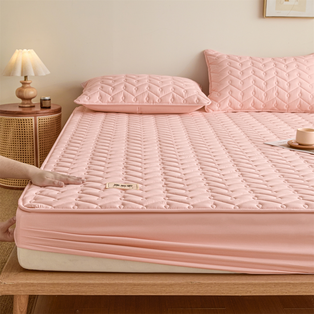 91家纺网 家纺一手货源 找家纺 九亭家纺 2026新款A类深睡眠防水夹棉床笠 深睡眠-豆沙