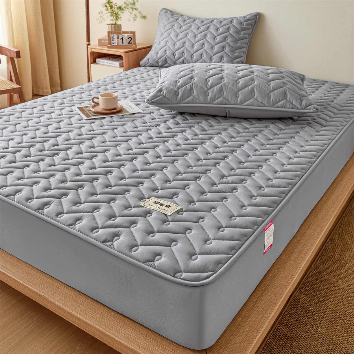 91家纺网 家纺一手货源 找家纺 九亭家纺 2026新款A类深睡眠防水夹棉床笠 深睡眠-灰色