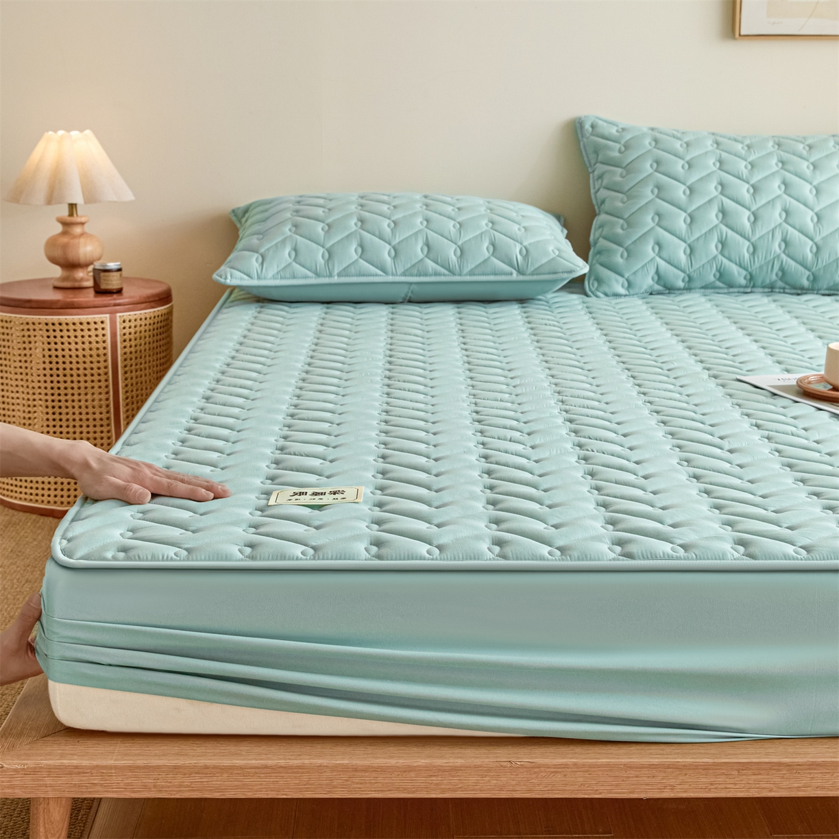 91家纺网 家纺一手货源 找家纺 九亭家纺 2026新款A类深睡眠防水夹棉床笠 深睡眠-水绿