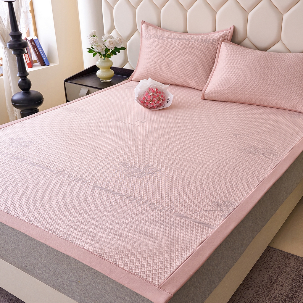 91家纺网 家纺一手货源 找家纺 莱家富 2026新款A类凉感豆豆席-平铺款 平铺款-落叶粉色