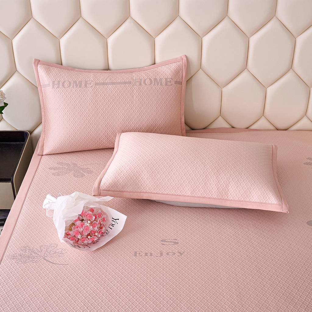 91家纺网 家纺一手货源 找家纺 莱家富 2026新款A类凉感豆豆席-平铺款 平铺款-落叶粉色