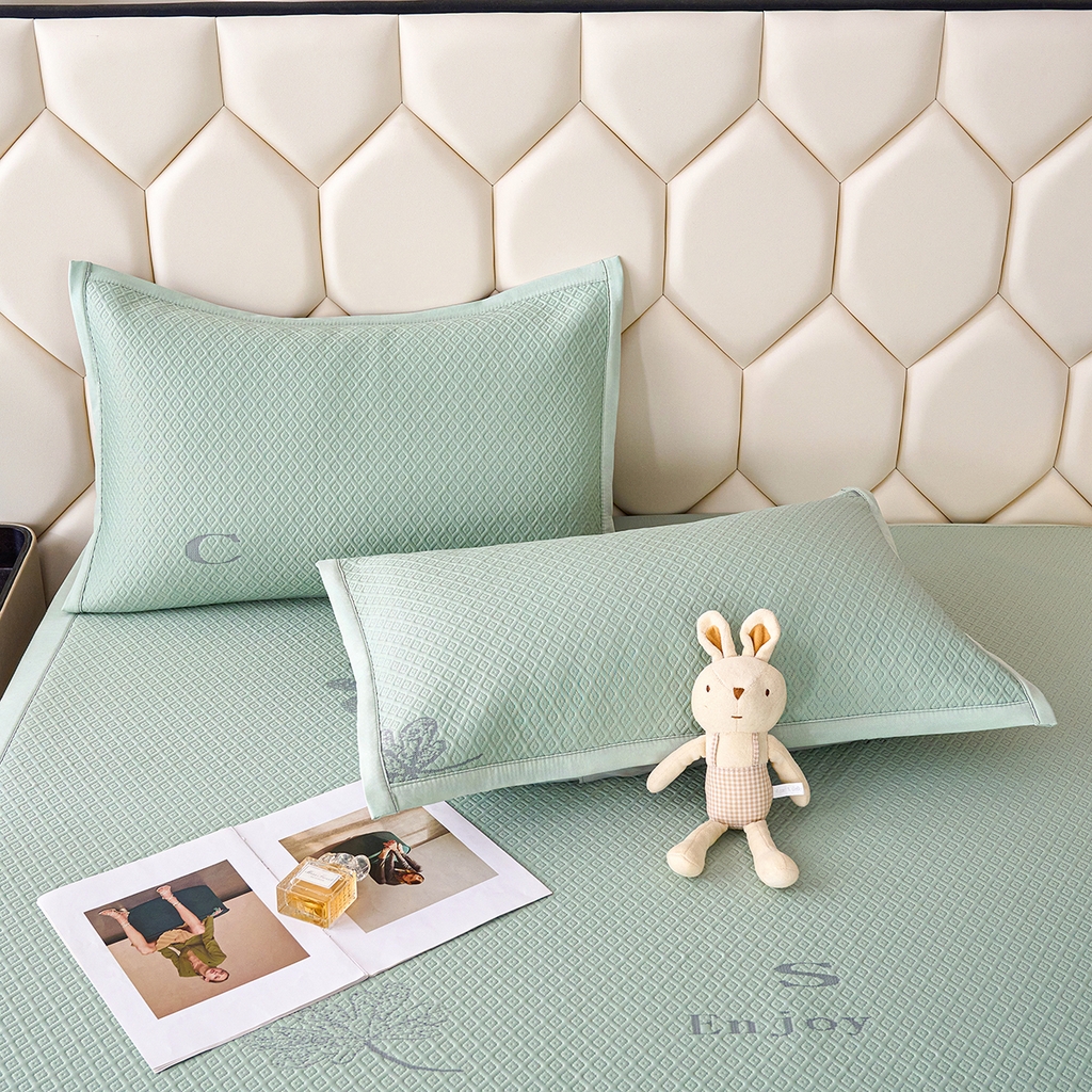 91家纺网 家纺一手货源 找家纺 莱家富 2026新款A类凉感豆豆席-平铺款 平铺款-落叶绿色