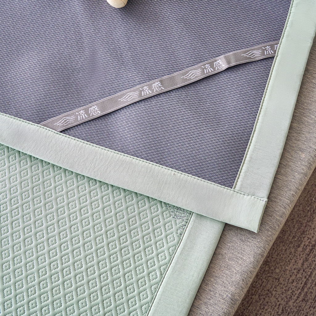 91家纺网 家纺一手货源 找家纺 莱家富 2026新款A类凉感豆豆席-平铺款 平铺款-落叶绿色