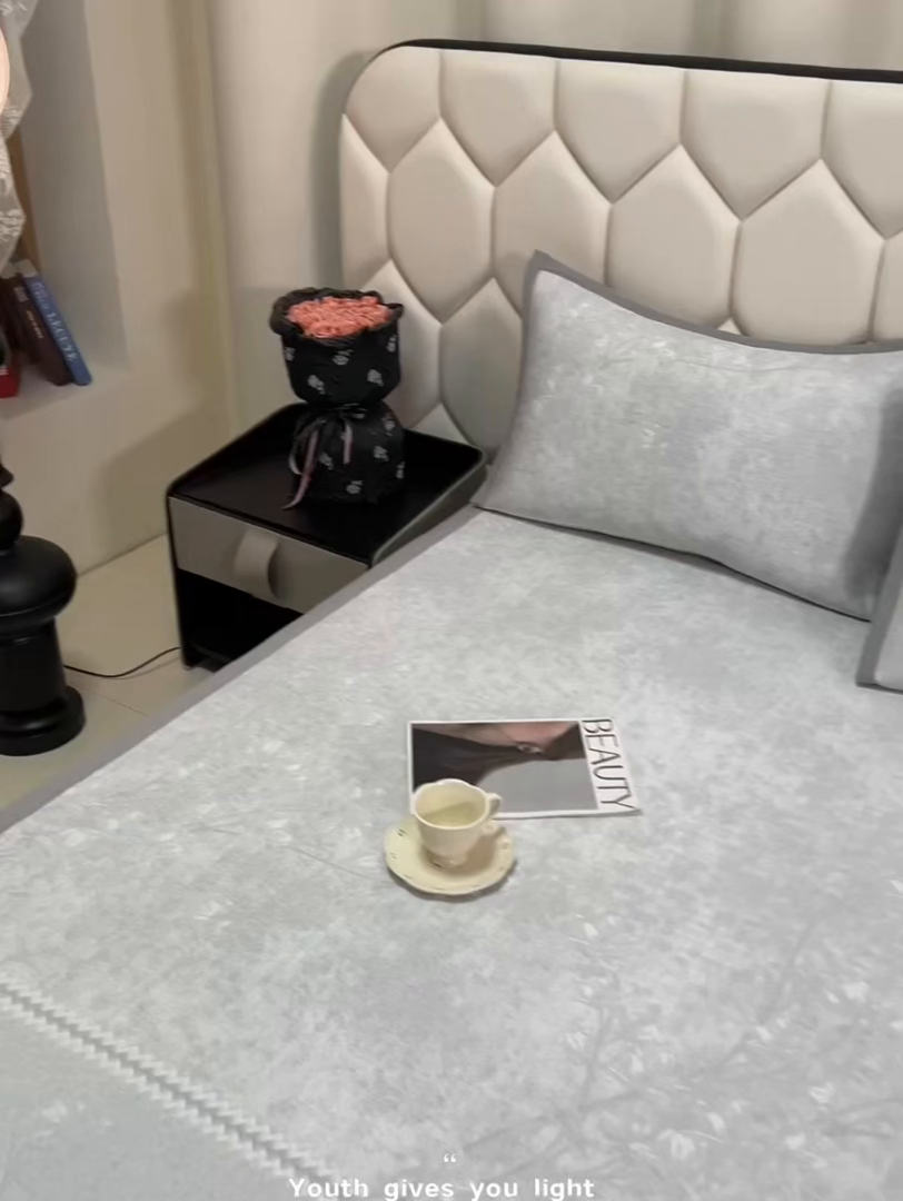 91家纺网 家纺一手货源 找家纺 莱家富 2026新款A类凉感豆豆席-平铺款 平铺款-喜上眉梢灰色