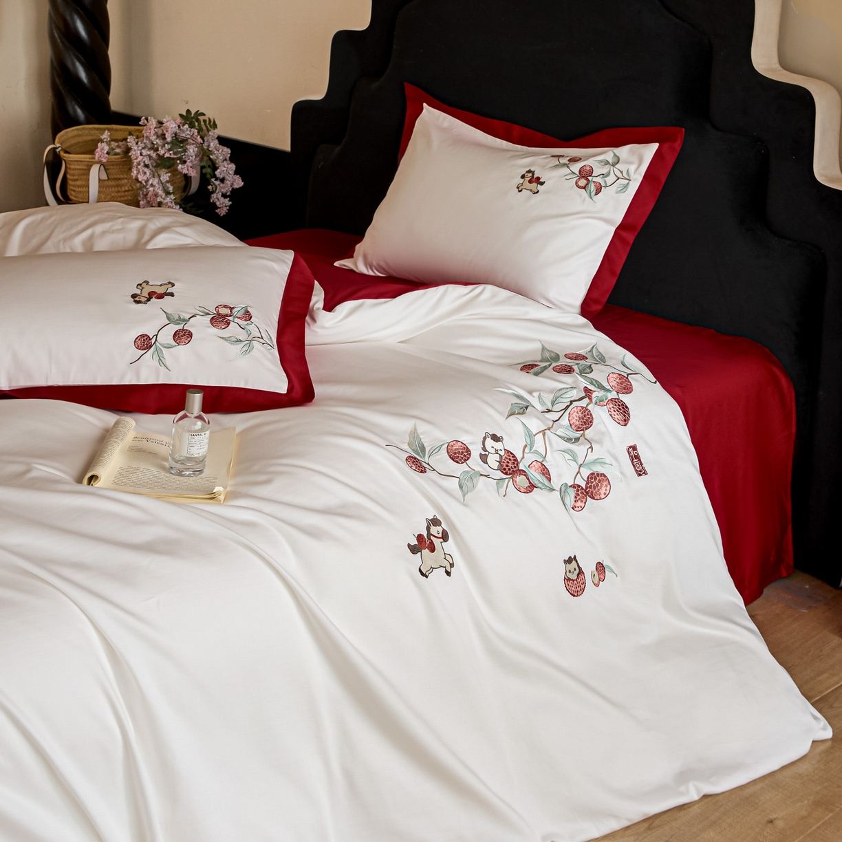绒掌柜家纺（品质焕新） 2026新品100S长绒棉精密刺绣四件套-马到荔成系列-版权产品-礼盒装 马到荔成-红色