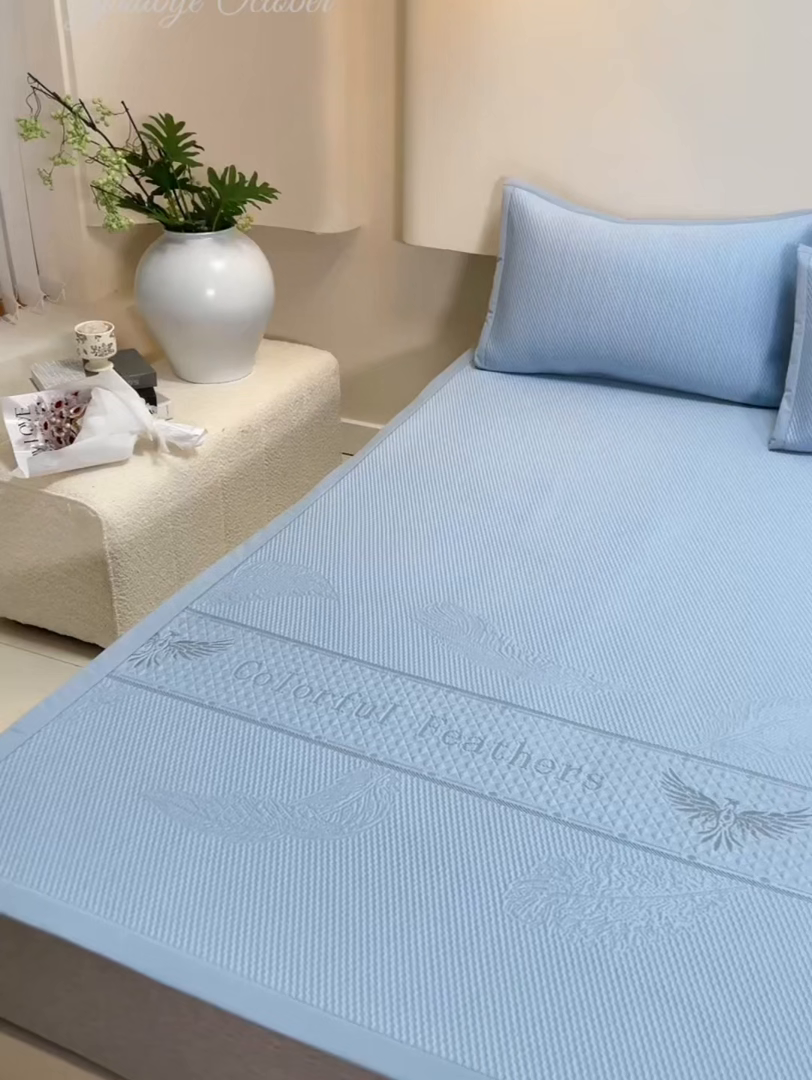 91家纺网 家纺一手货源 找家纺 莱家富 2026新款A类凉感豆豆席-平铺款 平铺款-羽毛蓝