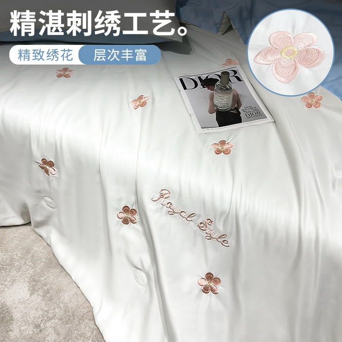91家纺网 家纺一手货源 找家纺 憨豆家纺 2026新款刺绣水洗冰丝夏被四件套星球水洗真丝夏凉被（含抗菌棉）跨境外贸床笠款空 花朵-奶白蓝