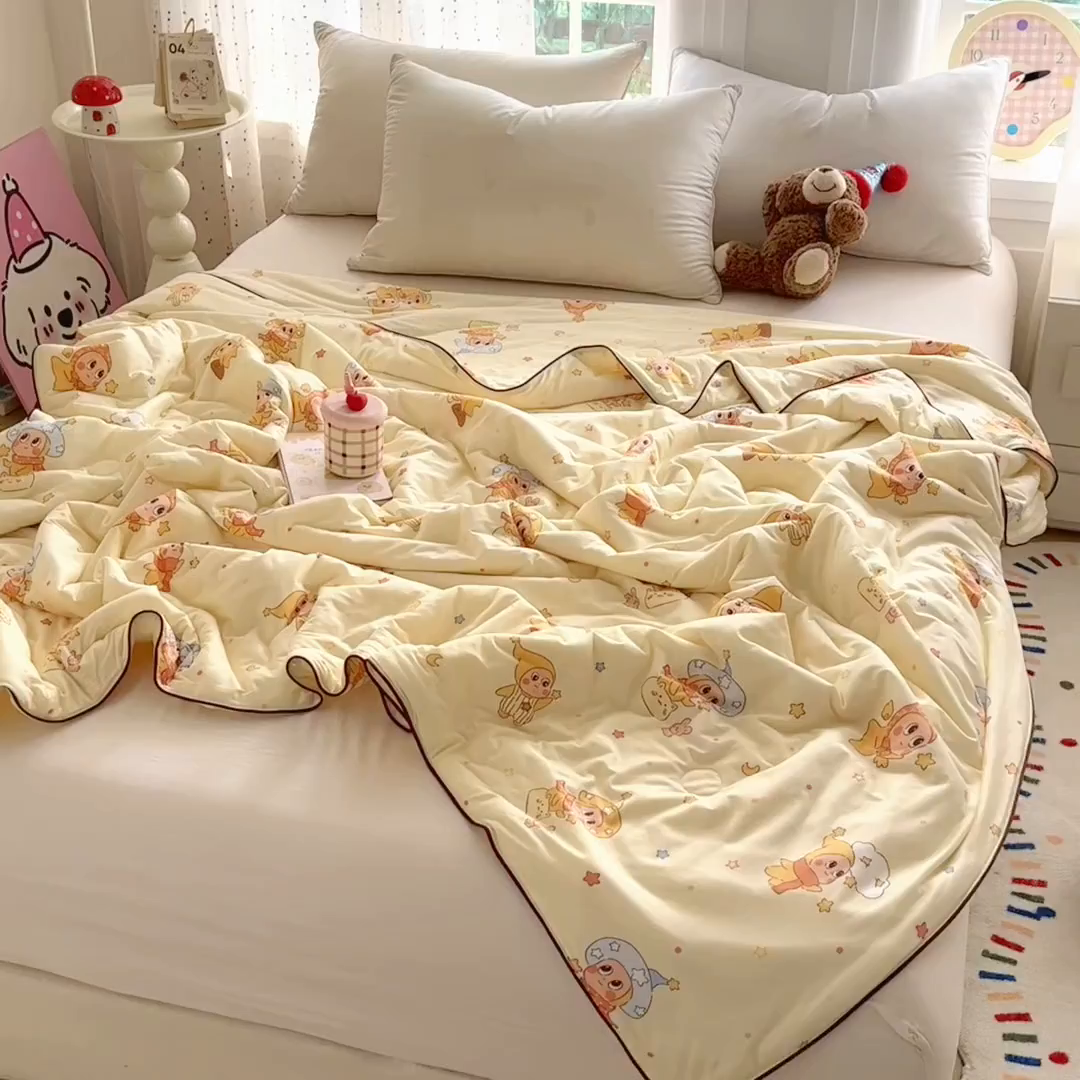 91家纺网 家纺一手货源 找家纺 宜家坊 2026新款A类针织棉嘟嘟被夏被春秋被空调被儿童学生被子被芯 奶黄星星