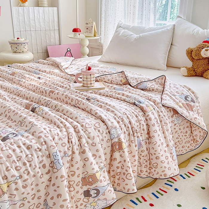 91家纺网 家纺一手货源 找家纺 宜家坊 2026新款A类针织棉嘟嘟被夏被春秋被空调被儿童学生被子被芯 星星豹纹咖