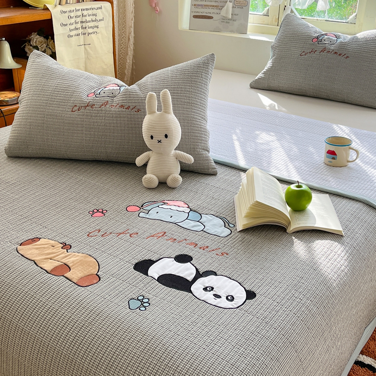 91家纺网 家纺一手货源 找家纺 （总）宜家坊 2026直播热款贴布绣加厚仿棉古法水洗棉夹棉床盖