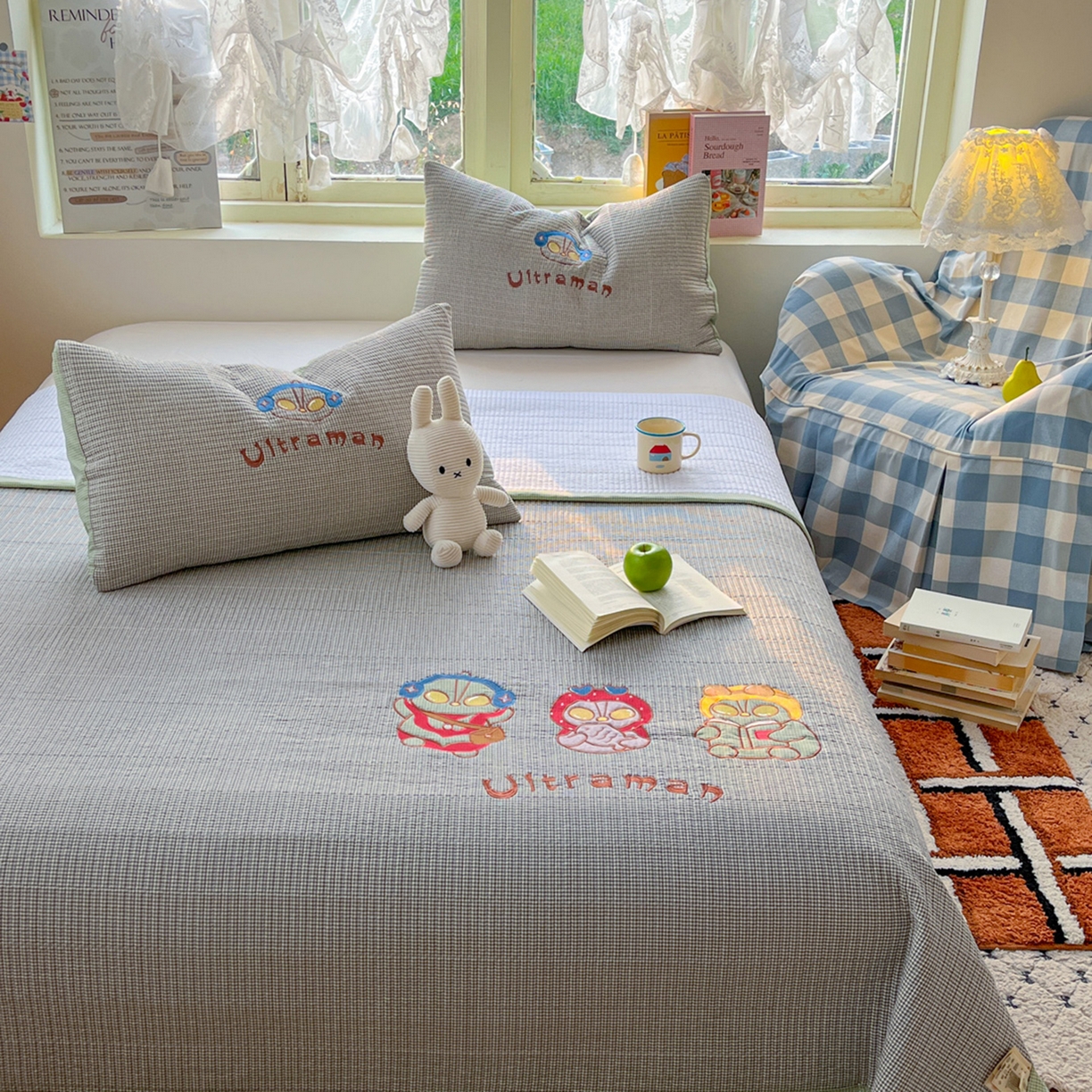 91家纺网 家纺一手货源 找家纺 宜家坊 2026直播热款贴布绣加厚仿棉古法水洗棉夹棉床盖 奥特兄妹