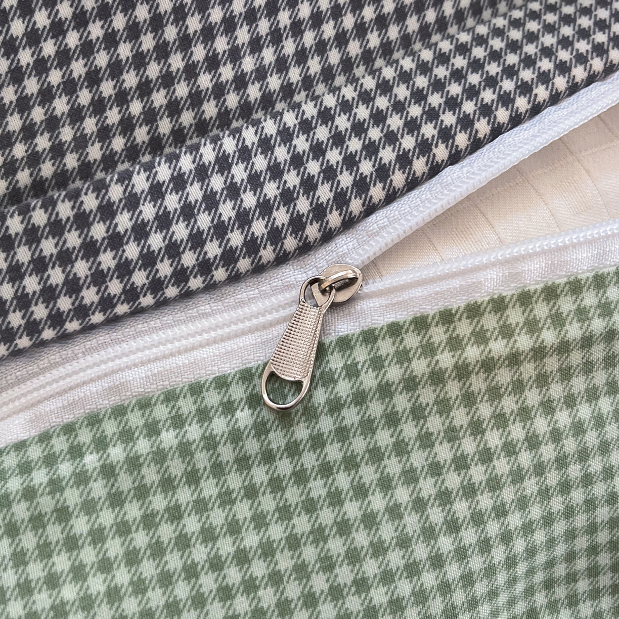 91家纺网 家纺一手货源 找家纺 （总）宜家坊 2026直播热款卡通贴布绣加厚仿棉古棉单人双人单倍套三四件套