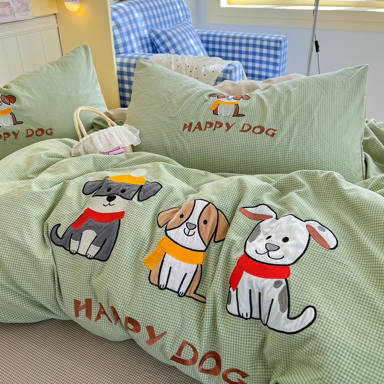 91家纺网 家纺一手货源 找家纺 （总）宜家坊 2026直播热款卡通贴布绣加厚仿棉古棉单人双人单倍套三四件套